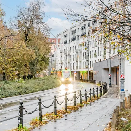 - Mostowa 13 - Wlasny Parking Dodatkowo Platny 30 Zl Za Dzien, Wymagana Wczesniejsza Rezerwacja Parkingu * Poznań